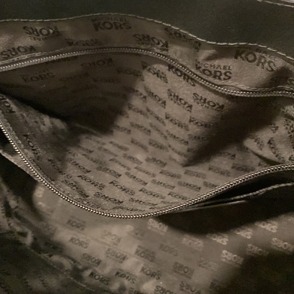 Michael Kors Fulton Black & White Canvas and Leather Nautical Tote Bag EUC - Picture 12 of 14